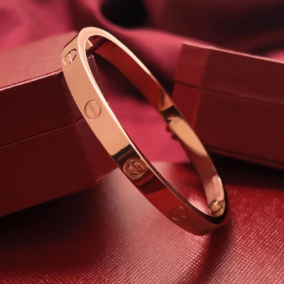 Brazalete de Tornillos Tono Oro Rosa con Kit de Regalo