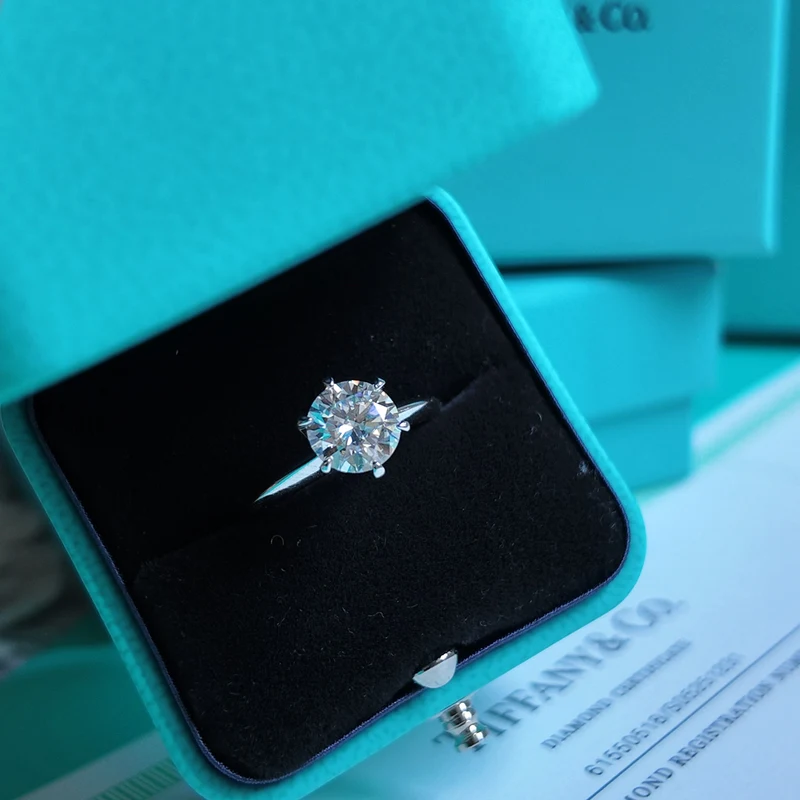 Anillo Solitario Moissanita 1.5 ct en Plata 925