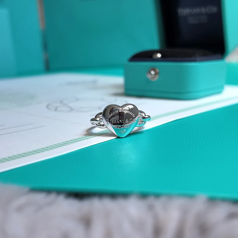 Anillo Corazón 3D en Plata 925