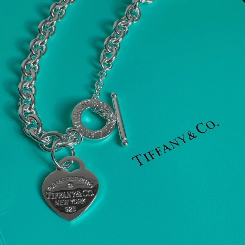 Collar Cadena Eslabones con Broche Toggle y Corazón en Plata 925 con Kit de Regalo